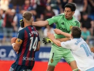 Sanción histórica para Esteban Andrada en España: 13 fechas tras un escándalo en pleno clásico