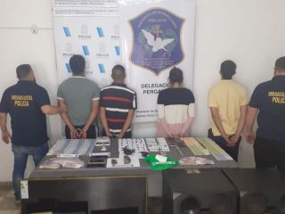 Pergamino: 11 allanamientos en mega operativo antidrogas