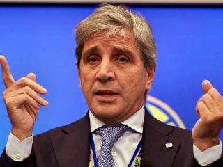 Caputo sin filtro: Críticas al kirchnerismo, tensión con el periodismo y advertencias sobre la inflación