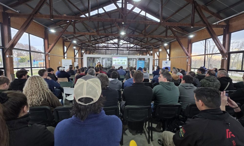 Pergamino fortalece la capacitación en drones para el agro