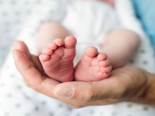 El primer beb� del a�o naci� en Santiago del Estero y el segundo es de Rosario