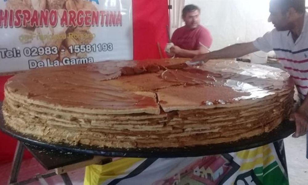 Preparan un alfajor de 600 kilos para atraer visitantes