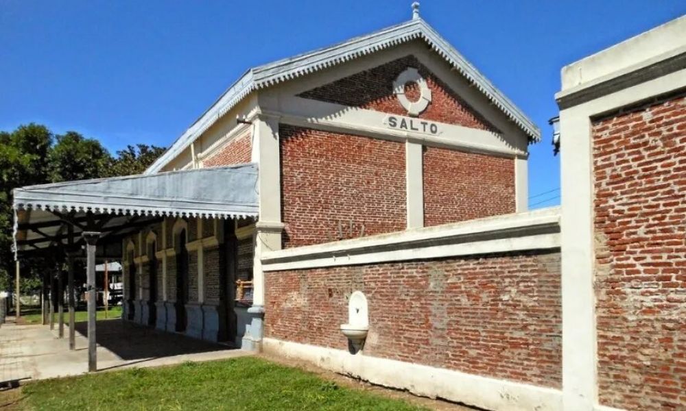 Después de 30 años vuelve el tren a Salto