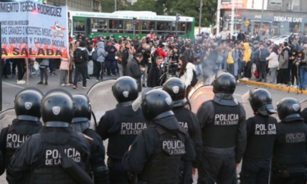 Fallece militante de izquierda durante protesta