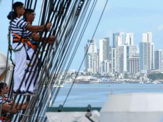 La fragata ARA «Libertad» zarpó desde Recife rumbo a España en su 53° Viaje de Instrucción