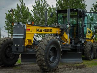 Con inversin propia, Pergamino suma una nueva motoniveladora para potenciar su red vial rural