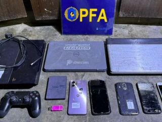 Allanaron la casa de un acusado de difundir material de abuso infantil