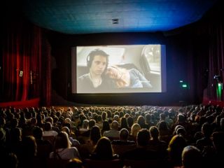 Un INCAA bonaerense: La Provincia crea por ley un sistema propio para impulsar el cine y atraer inversiones
