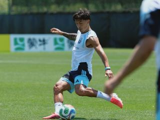 Scaloni perfila el equipo de Argentina para enfrentar a Suiza