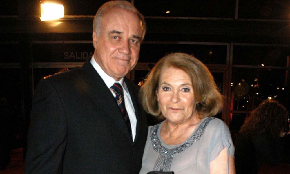 César y Mónica