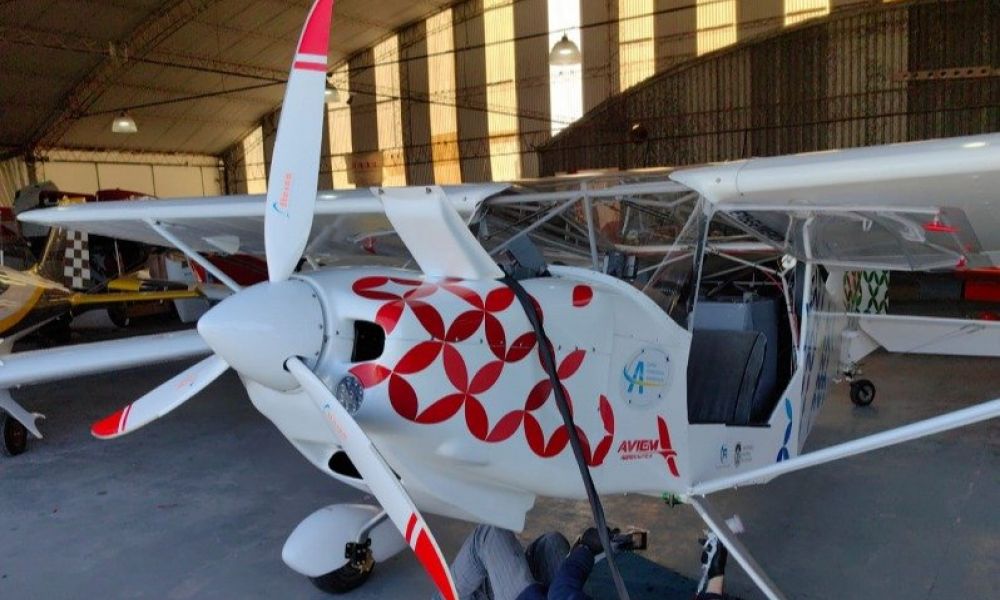 Dos pergaminenses detrás del primer avión eléctrico