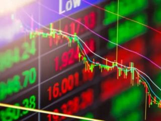 Viernes negro en los mercados: Se desploman acciones argentinas y el riesgo pas supera los 900 puntos