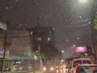 Copos de nieve sorprendieron a vecinos de Pilar y otras zonas del Conurbano bonaerense