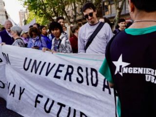 Docentes universitarios lanzan Marcha Federal y paro para exigir urgente actualización salarial