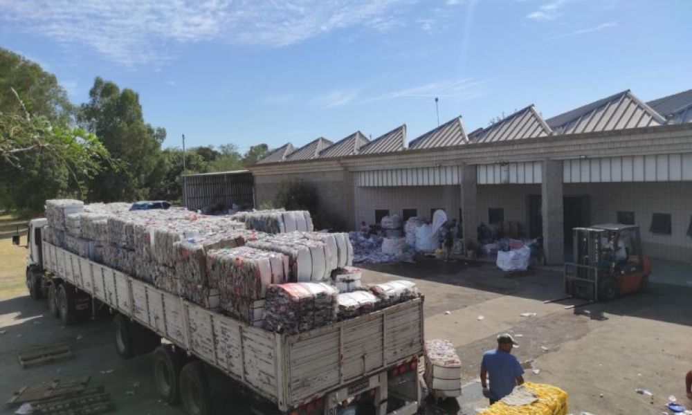 El Taller Protegido envió el primer camión del año