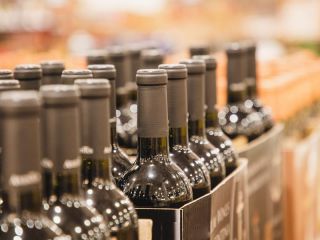 Desarticulan millonarias maniobras de evasin en la comercializacin de vinos de alta gama
