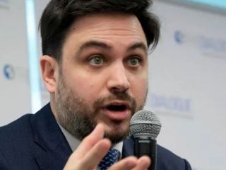 Fuerte carta de Ramiro Marra a Milei: Pidió la salida de Adorni y advirtió por el desgaste del Gobierno