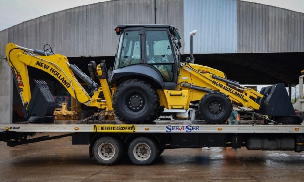 El Municipio suma una retroexcavadora