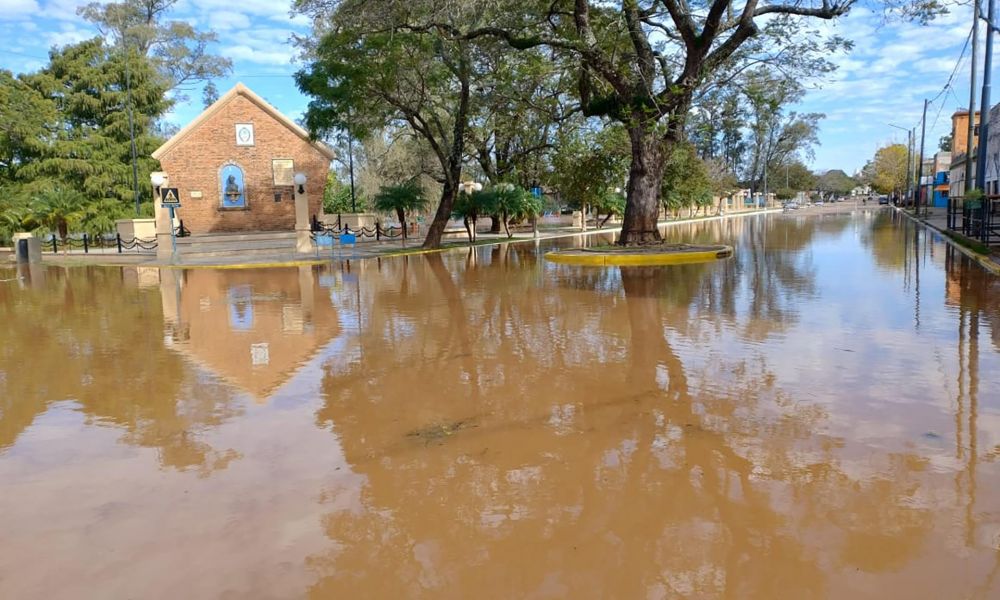 Crece el río Uruguay y hay alerta en varias ciudades