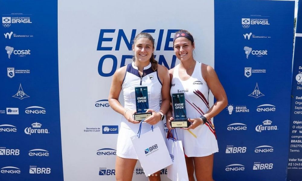 Julia Riera y Carolina Meligeni Alves