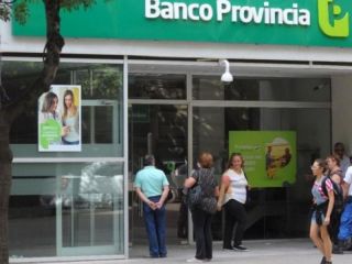 Cambios en los bancos: Nuevos horarios en 108 municipios de la provincia