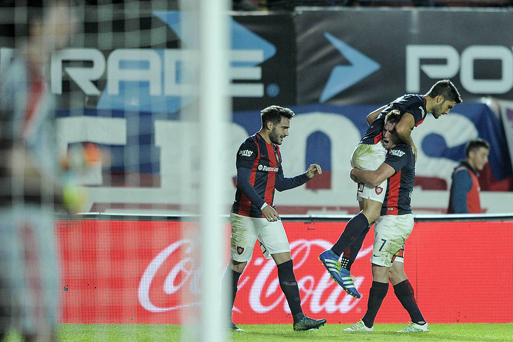 San Lorenzo golpeó en el momento justo