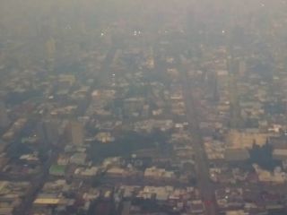 Pergamino bajo el humo de las islas del Paran