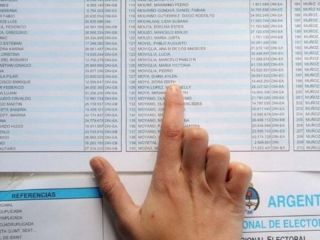 Cambian masivamente los lugares de votacin en la provincia de Buenos Aires y crece la polmica