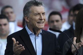 Macri oficializó el veto a la ley antidespidos