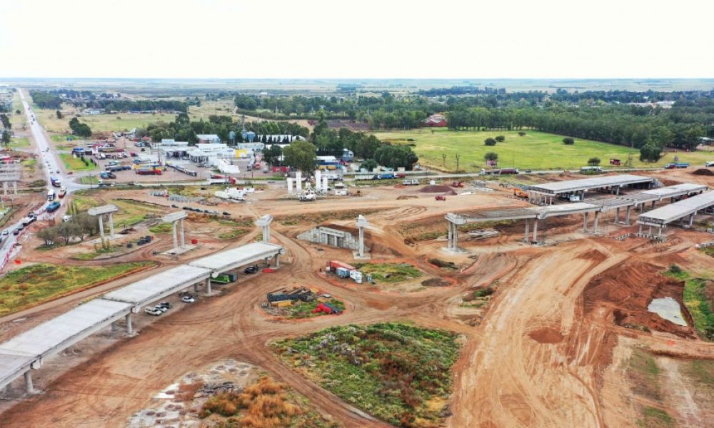 Invierten más de 22 mil millones de pesos en obras