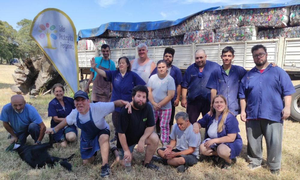 El Taller Protegido envió el primer camión del año
