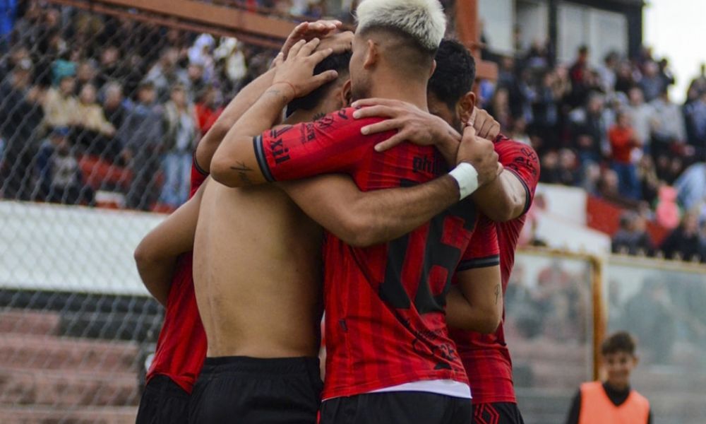 Douglas Haig ganó con autoridad en casa