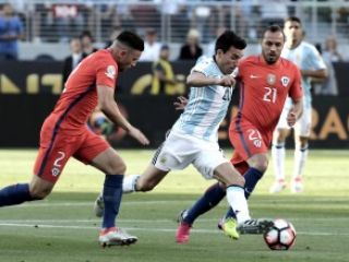 Argentina sin Messi puso pecho de candidato