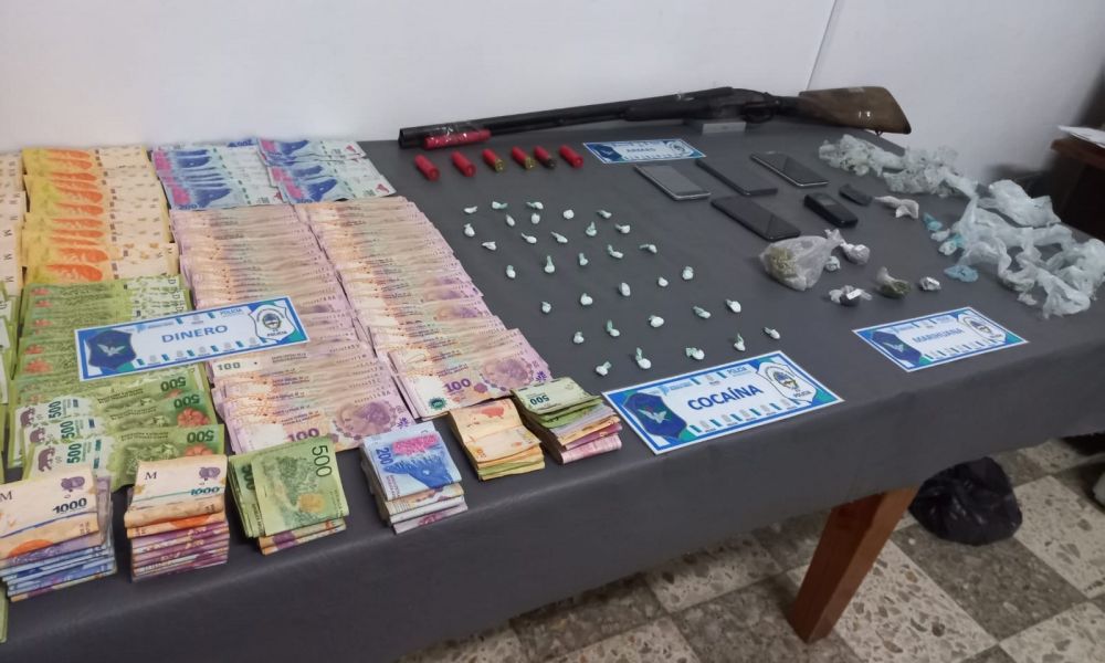 Allanamientos por venta de drogas en el Barrio 12 de Octubre
