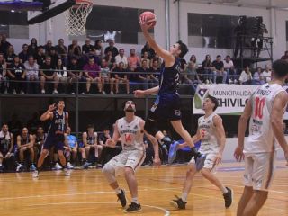 Pergamino Bsquet obligado a la remontada: Racing se impone y queda a un paso de las semifinales