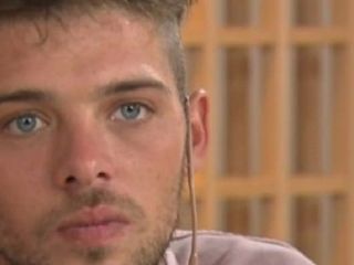 Santiago Maratea pidió disculpas tras manejar sin cinturón y grabarse