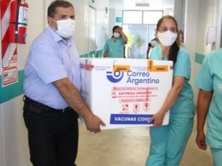 Z�rate: multas de $8 millones para pol�ticos que se vacunen indebidamente