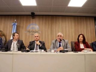 Pymes advierten en Diputados por la caída del consumo y piden alivio urgente