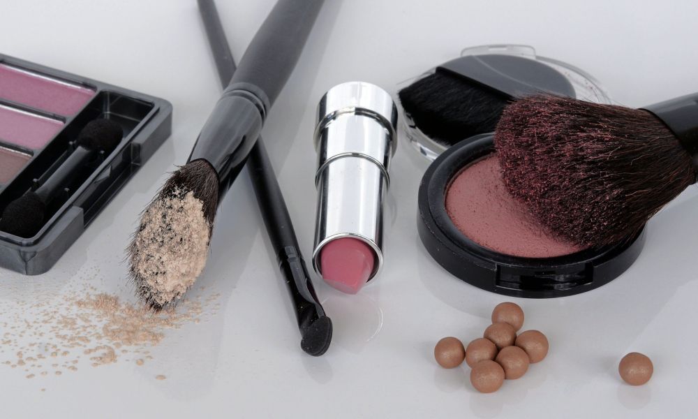 ANMAT prohibió la venta de 56 productos cosméticos