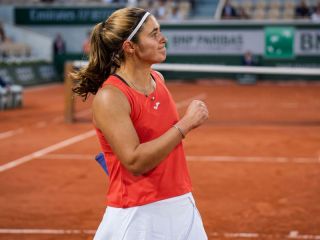 Julia Riera cayó ante Ruzic y quedó eliminada en singles del WTA 125 de Adana