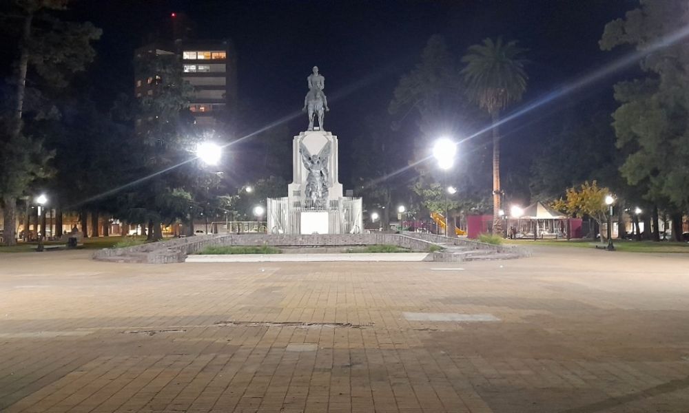 Plazas más iluminadas, más seguras