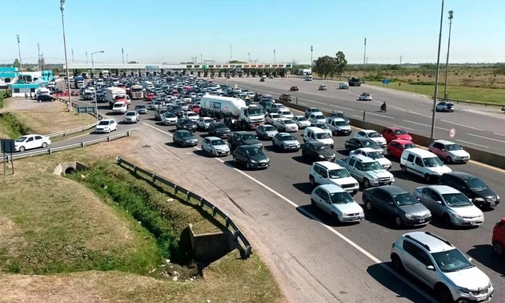 Más de un millón de turistas viajaron el finde largo