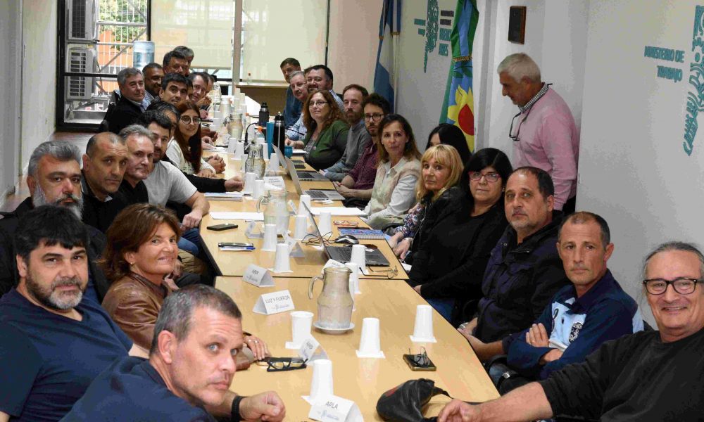 Paritarias bonaerenses aceptan aumento del 9,5%