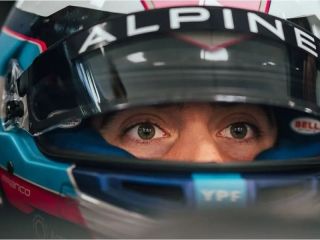 Franco Colapinto sufri con la estrategia de Alpine y termin 16 en Singapur