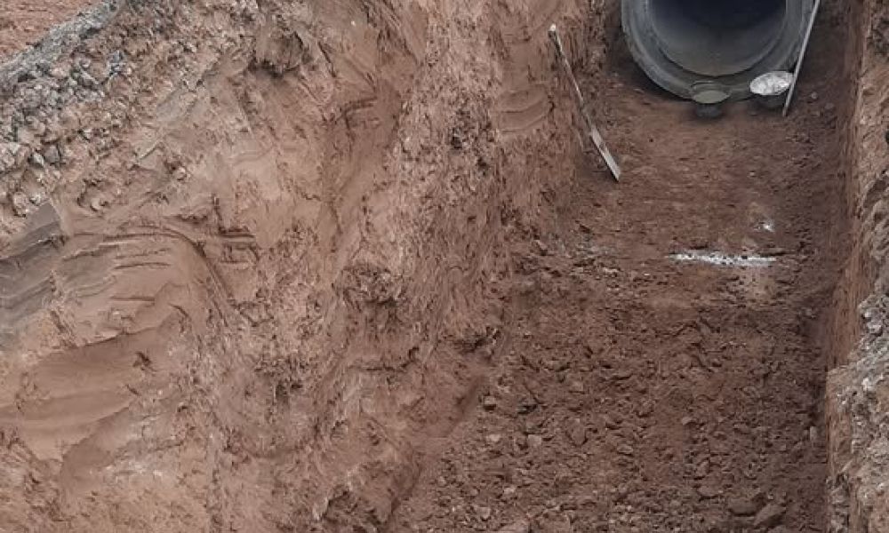 Una retroexcavadora dañó un cable subterráneo