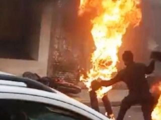 Falleci el hombre que se prendi fuego frente a la Fiscala de Pergamino: 58 das de agona