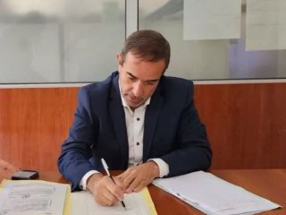 Escándalo en un municipio bonaerense: Descontrol financiero y acusaciones al intendente saliente