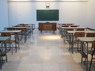 Castigo selectivo en el último paro: Provincia penaliza a la FEB y protege a Suteba y ATE