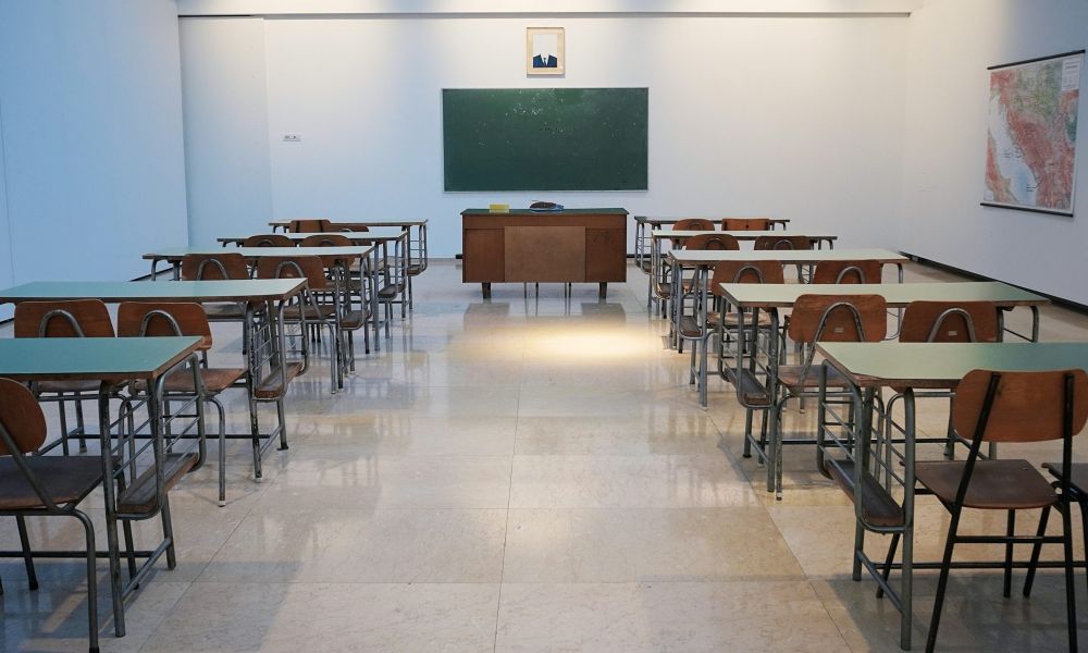 Provincia penaliza a la FEB y protege a Suteba y ATE