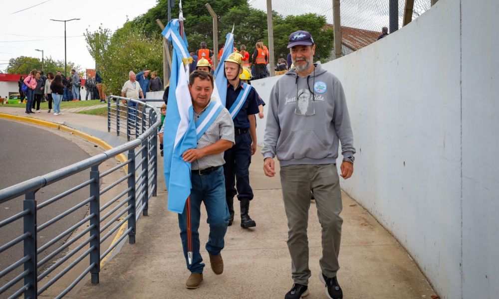 Emotivo homenaje a excombatientes y caídos en Malvinas